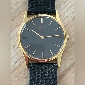 Seiko Vintage Rare Men’s Watch Black Dial Black Leather Strap New Crystal
